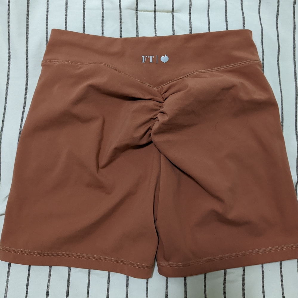 For The Peach shorts